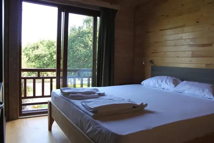 Чиралы: Villa Bilge