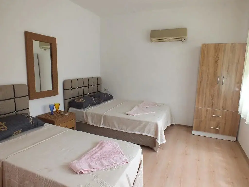 Чиралы: Teo Hotel