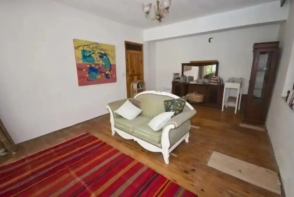 Селимийе: Jenny's House