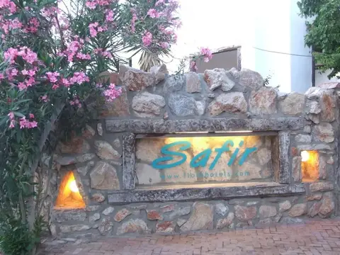 Safir Hotel — фото 1
