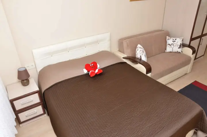 Айвалык: Nil Hotel