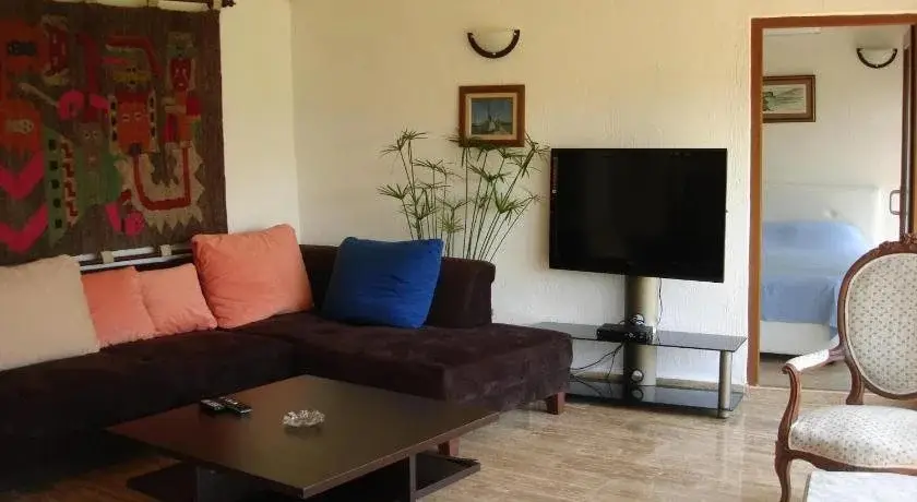 Дальян: Villa Gokbel