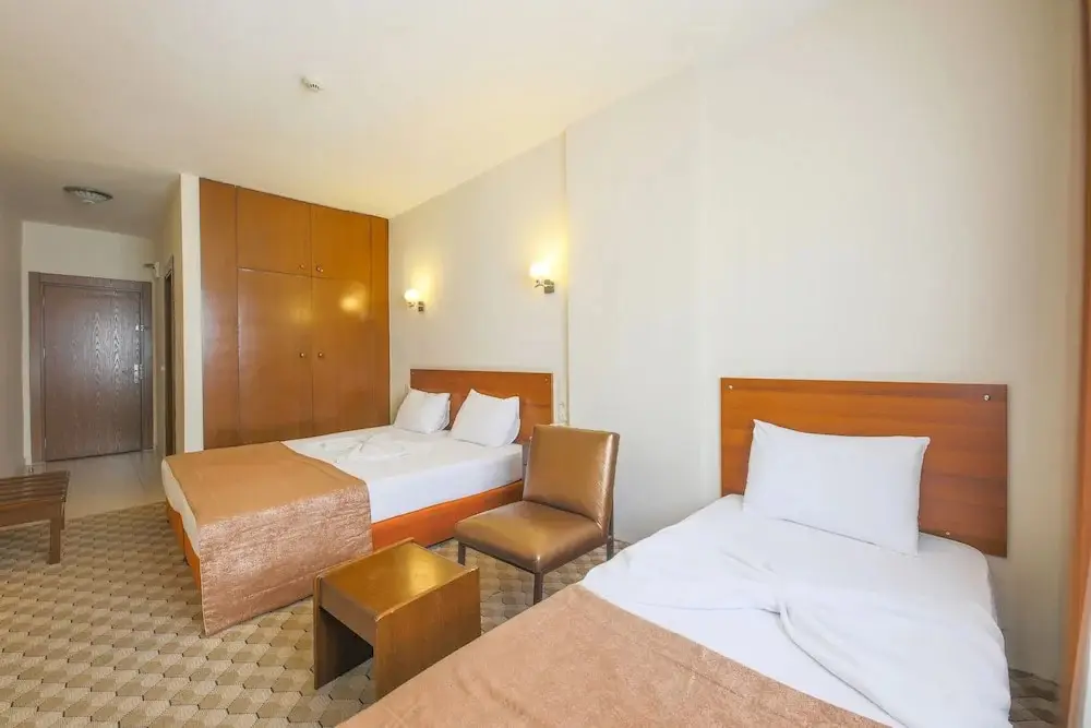 Мерсин: Hosta Otel
