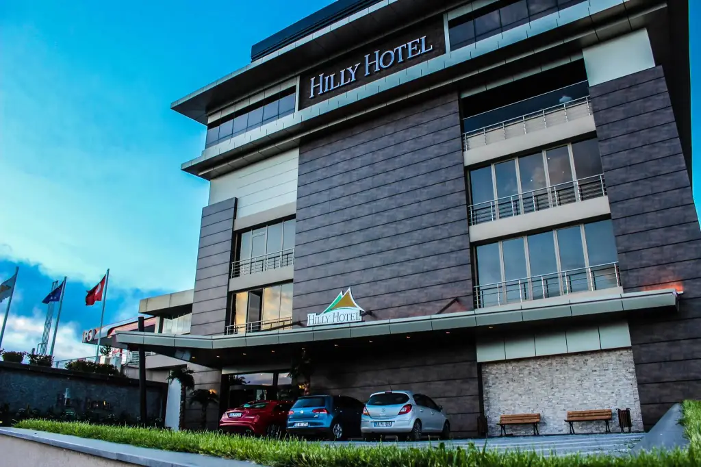 Эдирне: Hilly Hotel