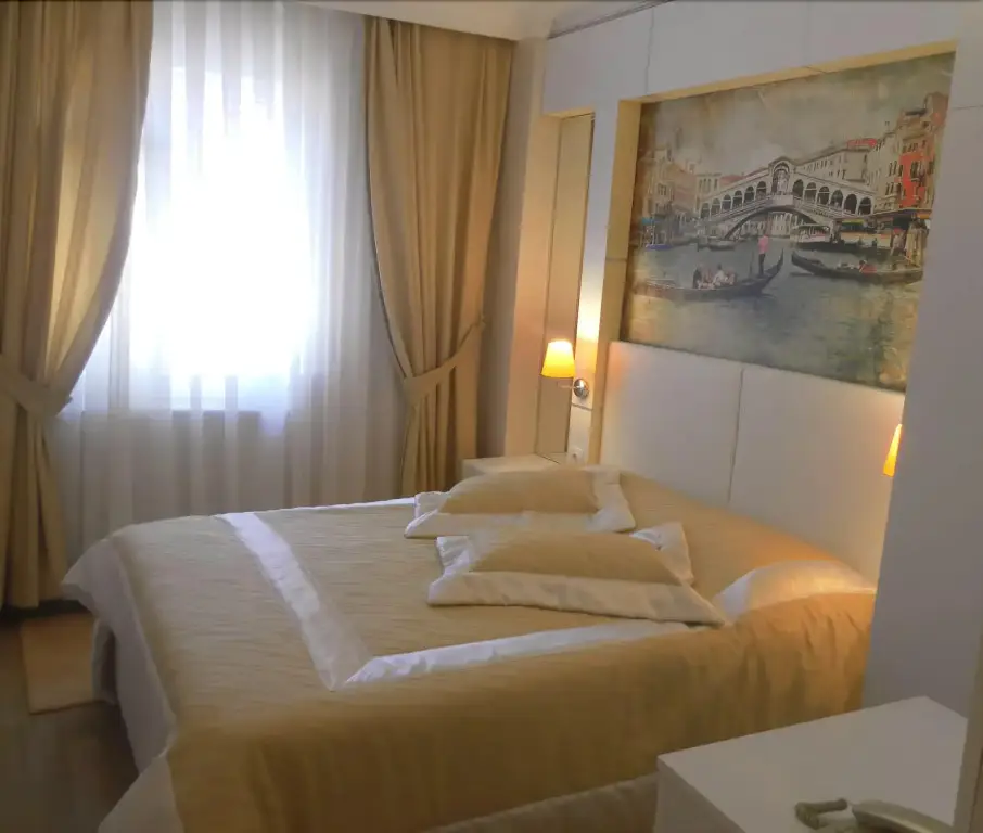 Стамбул: Hotel La White