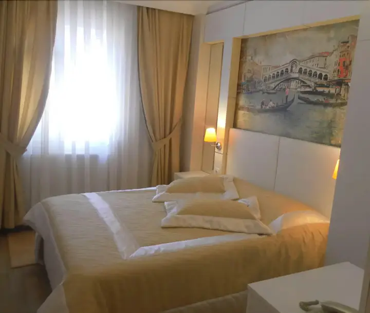 Стамбул: Hotel La White