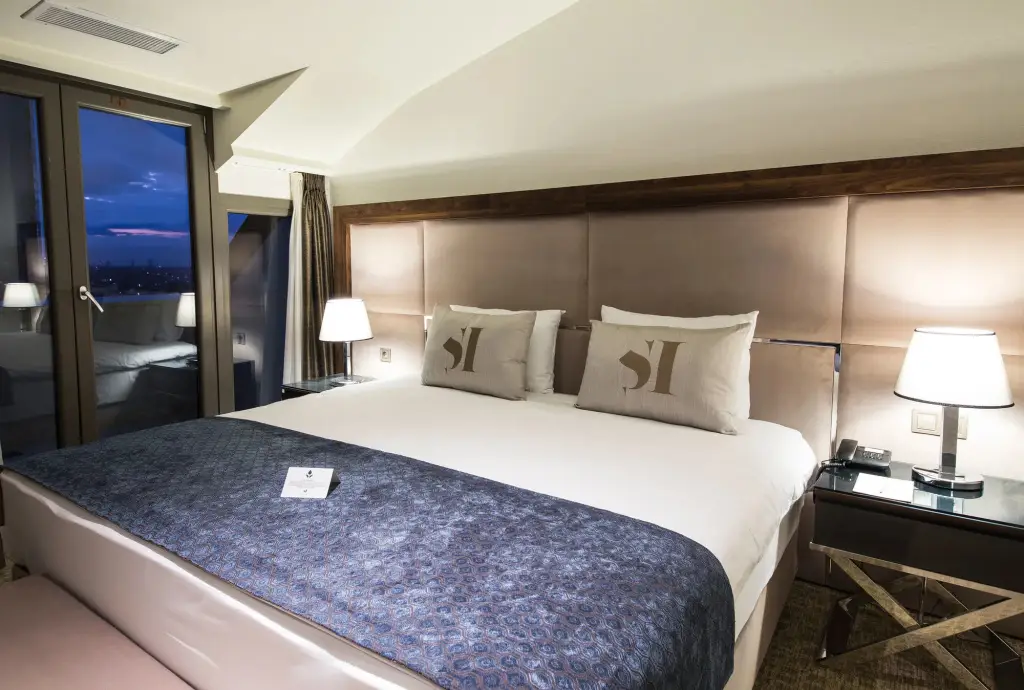 Стамбул: Inside Hotel Sisli
