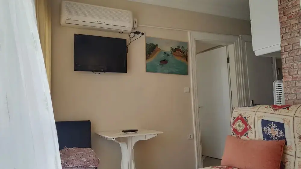 Гюмюльдур: Motel Birsin