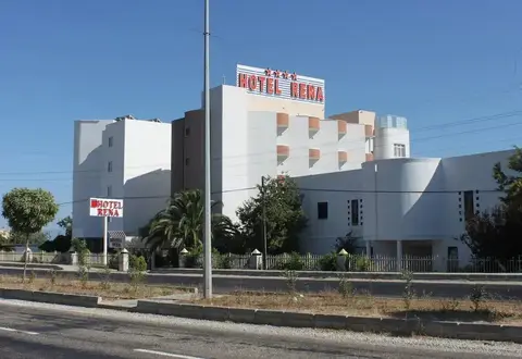 Hotel Rena — фото 1