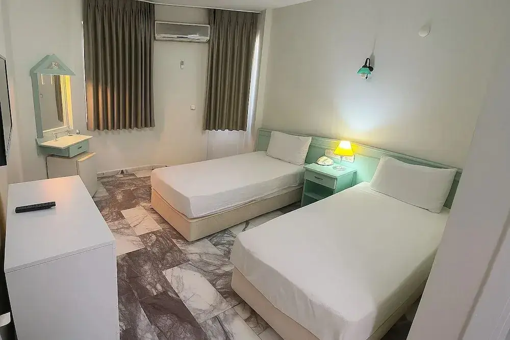 Дальян: Mandalinn Hotel