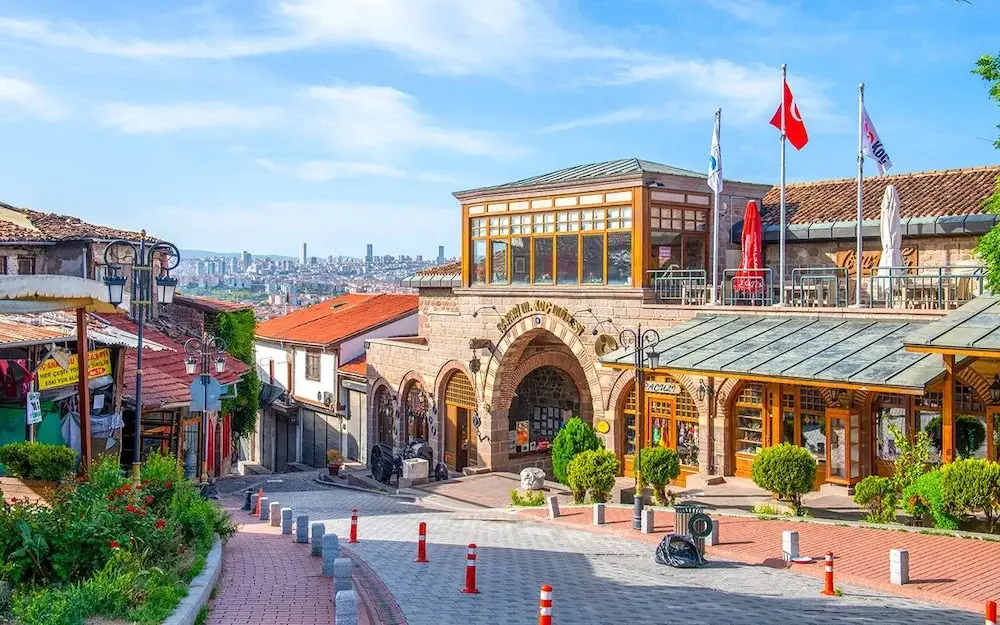 Turist Hotel — фото 1