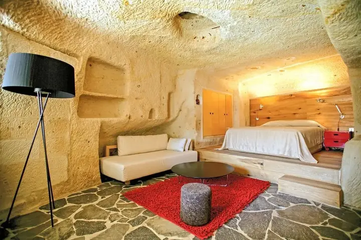 Ургуп: Serinn House