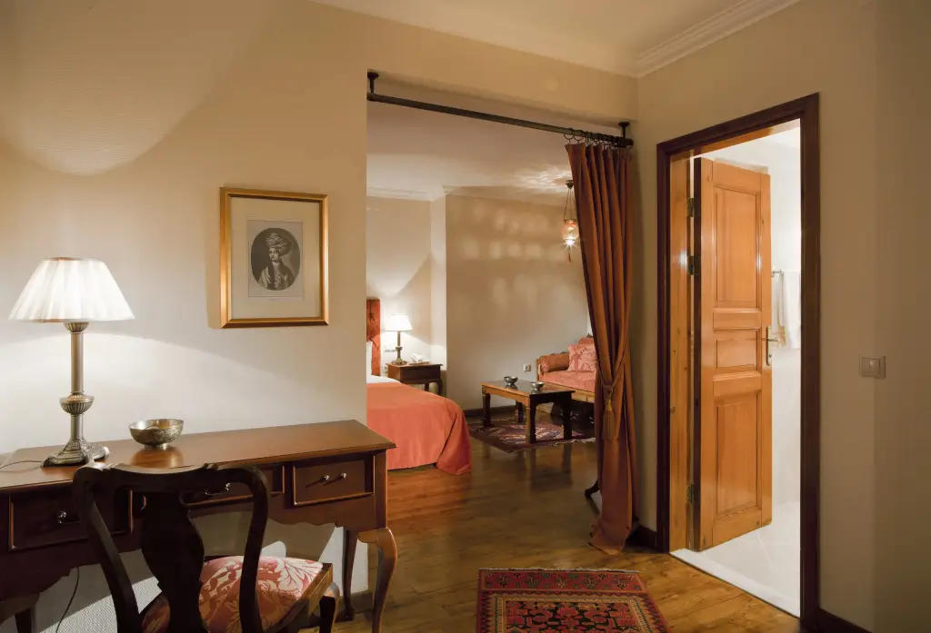 Стамбул: Hotel Sari Konak