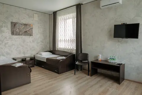 Отель Корона — фото 1