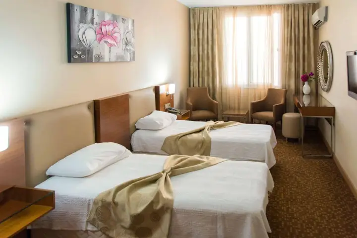 Мерсин: Nobel Hotel