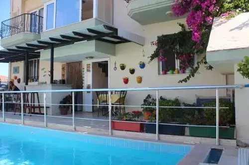 Yalcinkayalar Aparthotel — фото 1