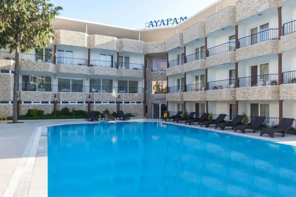 Ayapam Hotel — фото 1
