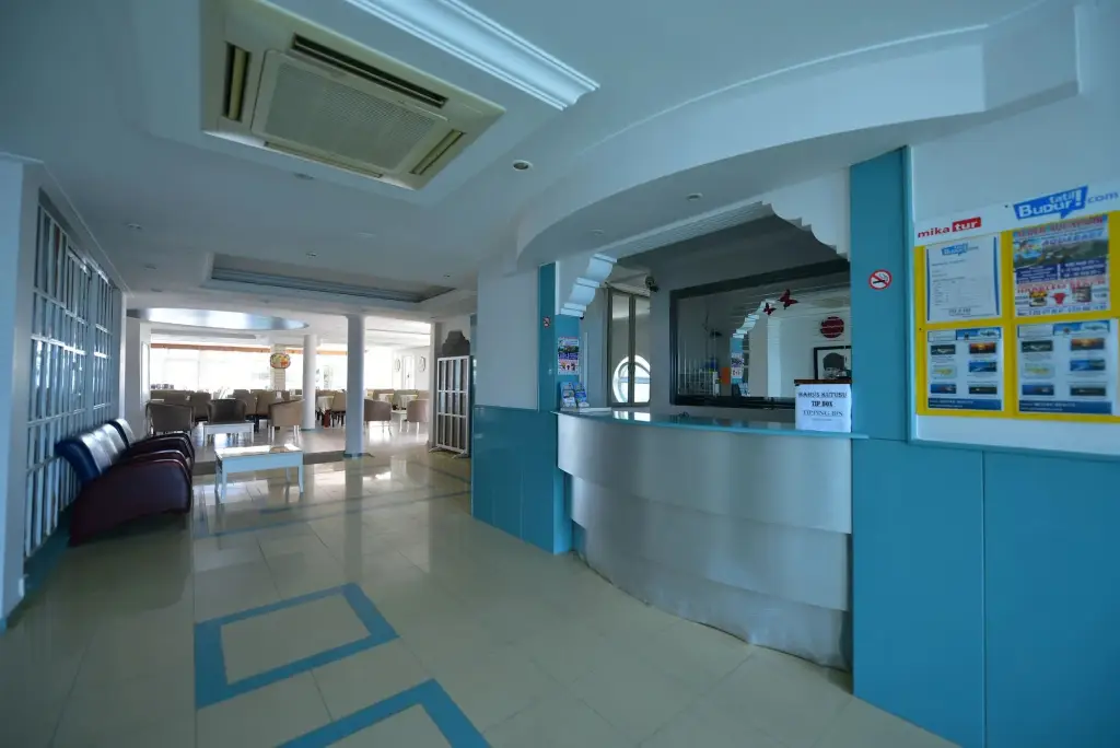 Айвалык: Alder Hotel