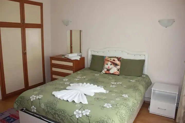 Стамбул: Yasar Apartment
