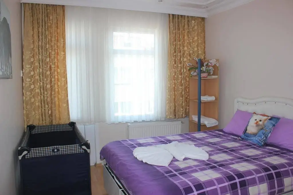 Стамбул: Yasar Apartment