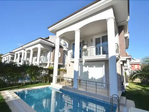 New Age Beach Breeze Luxury Villas — фото 1