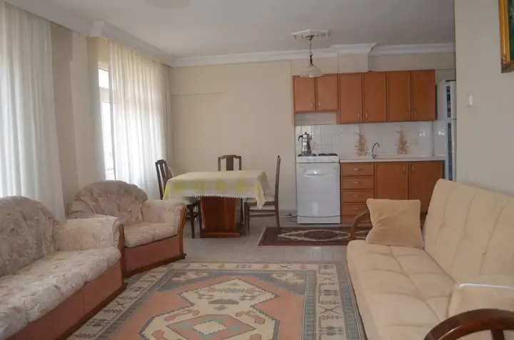 Айвалык: Yade Apart Pension