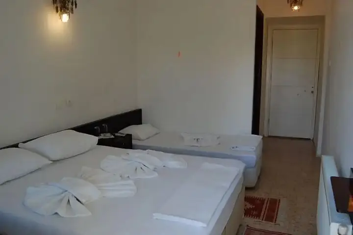 Айвалык: Hotel Selina