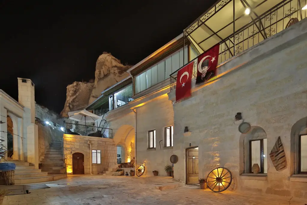 View Cave Hotel — фото 1