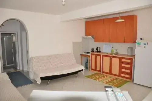 Датча: Apartment Iskandil