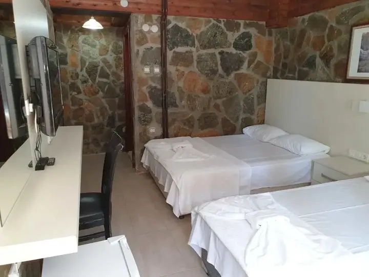 Эдремит: Beykonagi Hotel