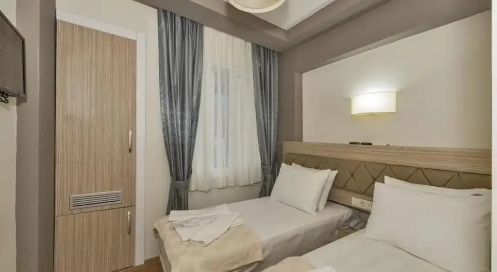 Стамбул: Metrolux Hotel