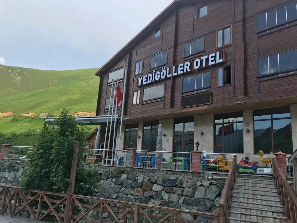 Yedigoller Hotel & Restaurant — фото 1