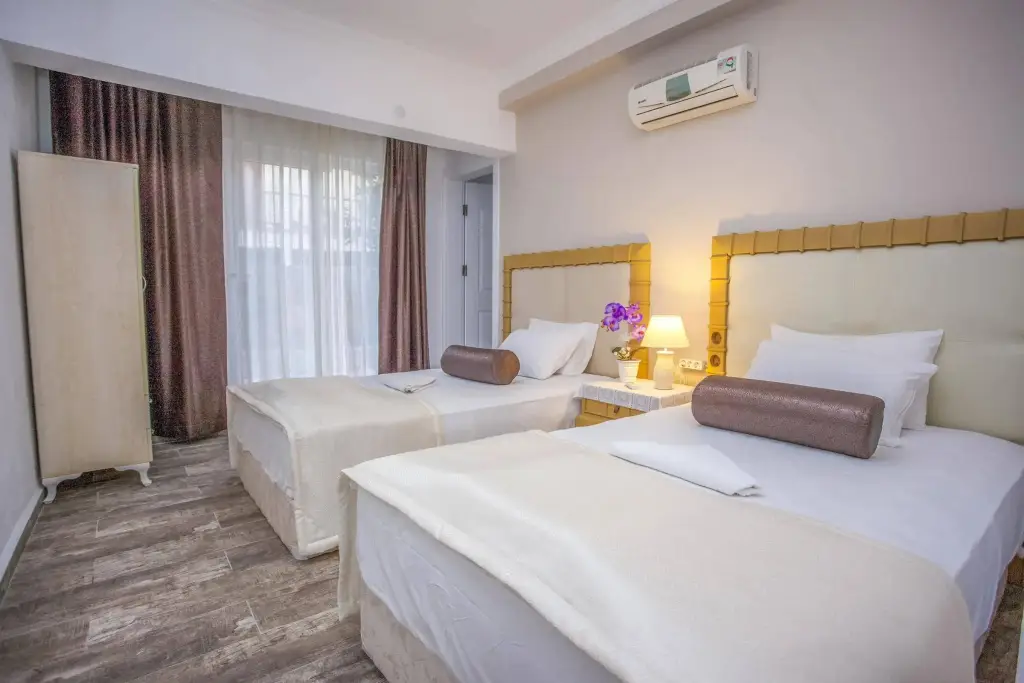 Фетхие: London Hotel