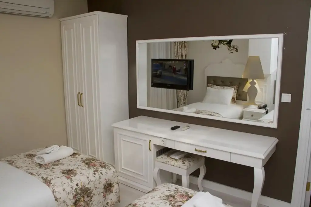 Анталья: Ozkavak Hotel Kaleici