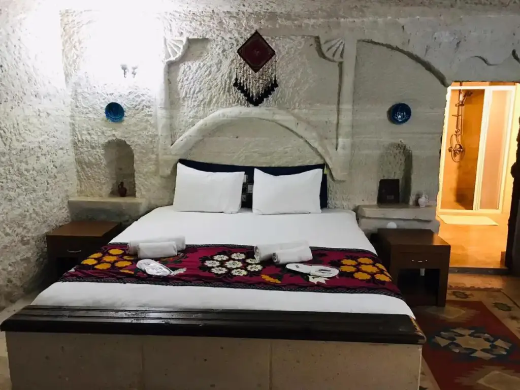 Seven Rock Cave Hotel — фото 1