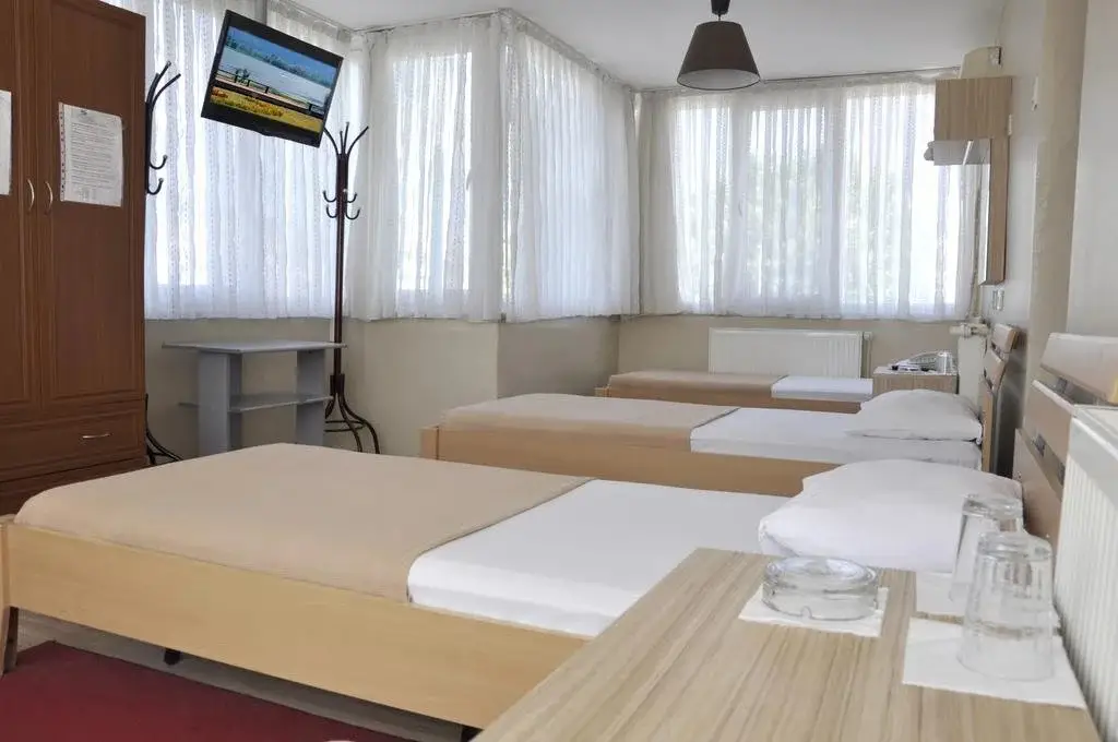 Измит: Otel Sinal
