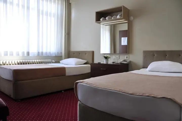 Измит: Otel Sinal