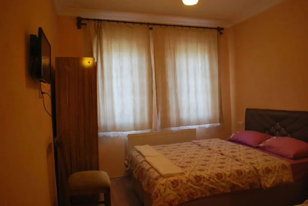 Гёреме: Emre's Stone House