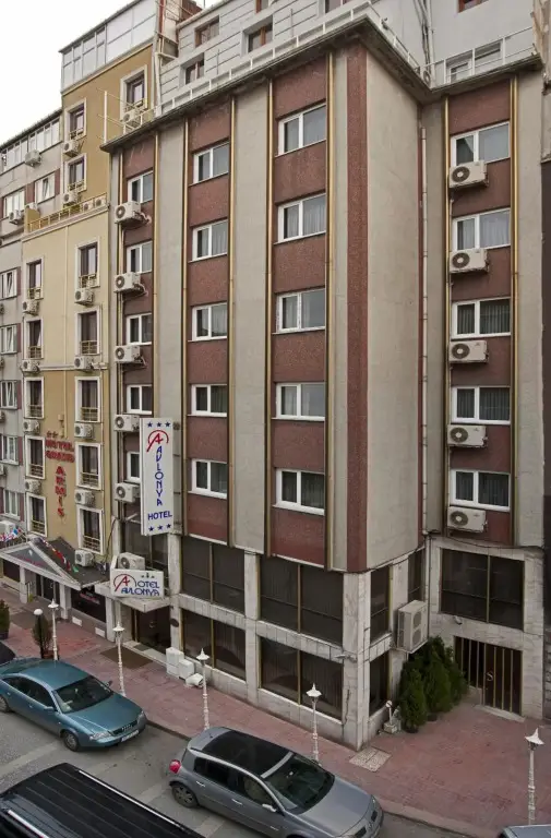Avlonya Hotel — фото 1