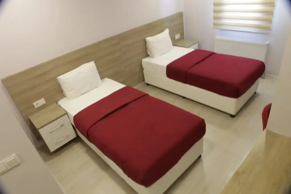 Сайл: Uçar Royal Hotel and Conference Hall