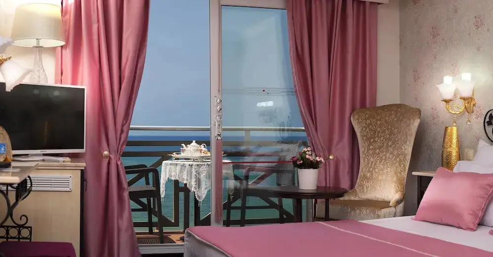 Гюмюльдур: Asmira Royal Hotel