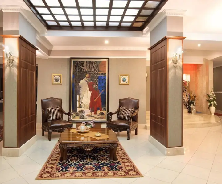Гюмюльдур: Asmira Royal Hotel