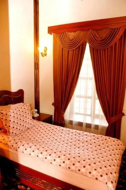 Торбали: Su Otel