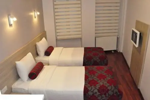 Стамбул: Istiklal St. House