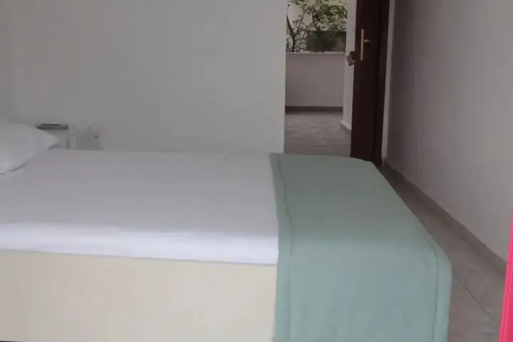 Гунейли: Kosk Motel