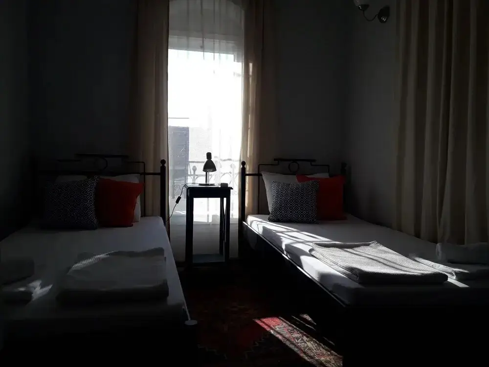 Айвалык: Madra House