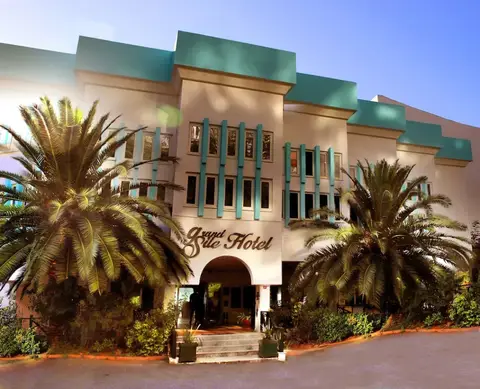 Grand Sile Hotel — фото 1