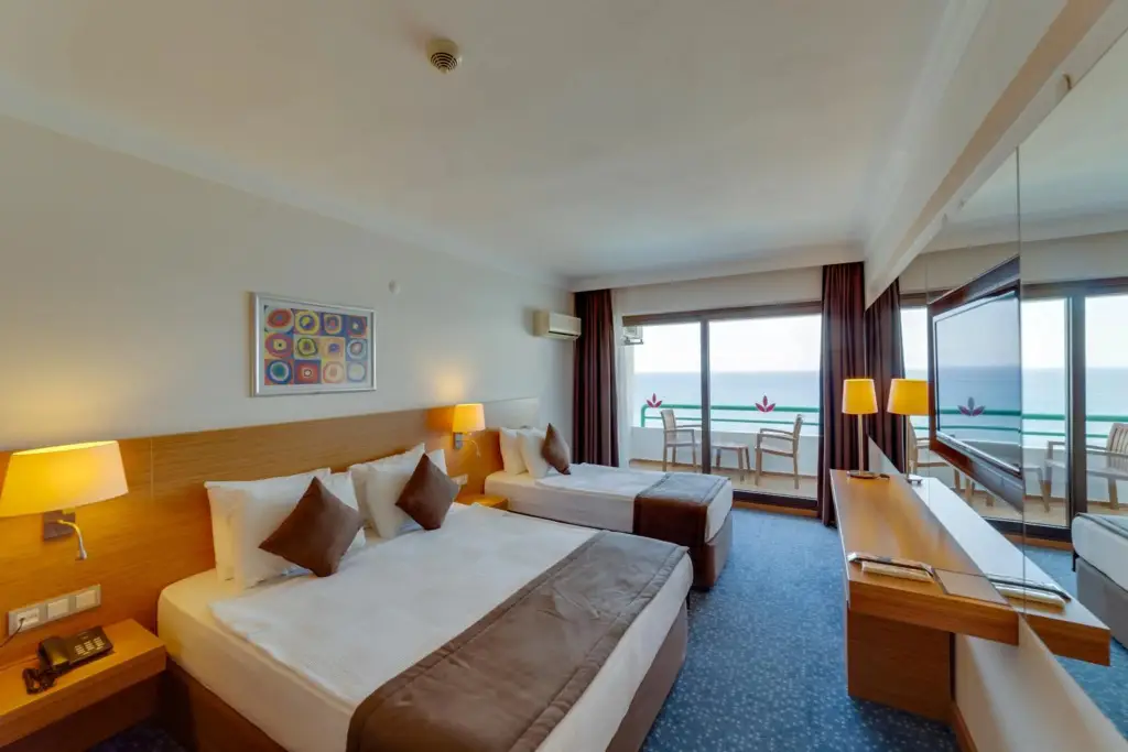 Торбали: Hotel Grand Efe