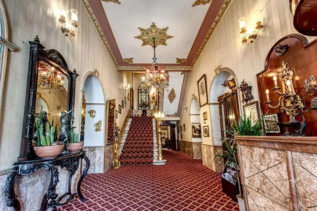 Стамбул: Grand Hotel de Londres