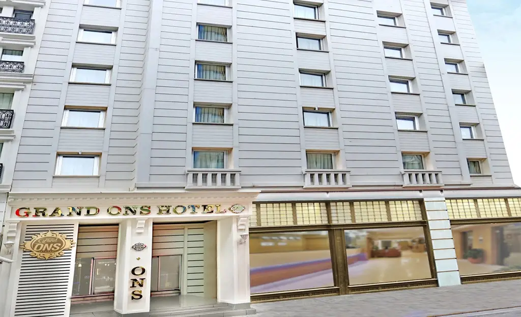 Grand Ons Hotel — фото 1